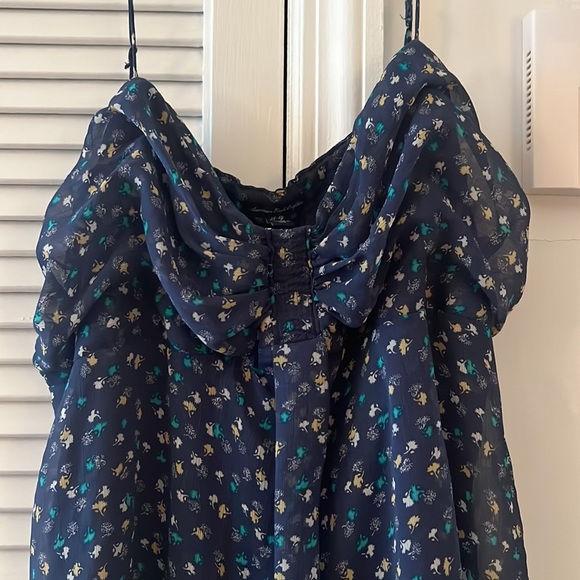 AE Navy Floral Chiffon Flowy Babydoll Tank XL 💙 - Picture 3 of 4